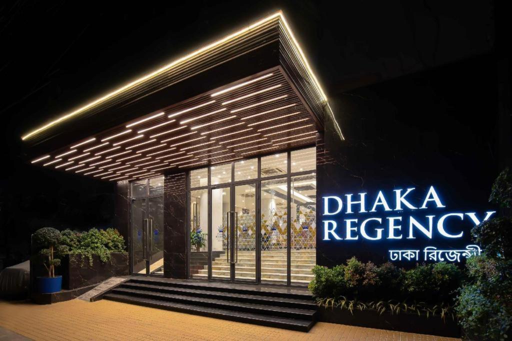 Dhaka Regency Hotel & Resort Exterior foto